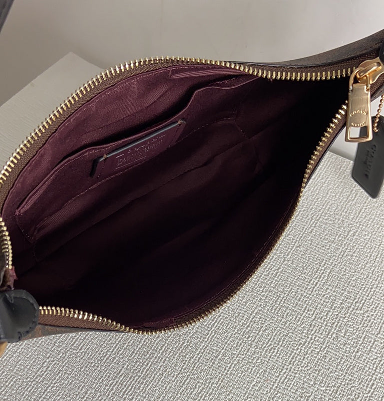COZY - CAH Bags - 472