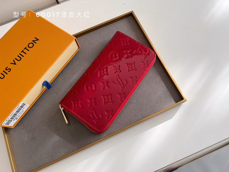 COZY BAGS - LOV Wallets - 679