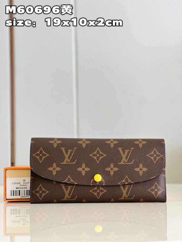 COZY - LOV Wallets - 324
