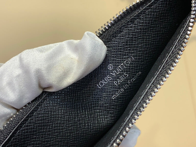 COZY - LOV Wallets - 338