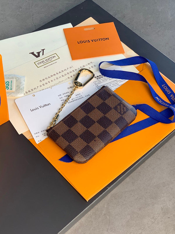 COZY - LOV Wallets - 463