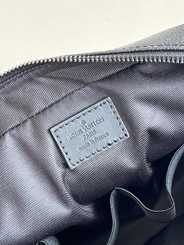 COZY - LOV Wallets - 375