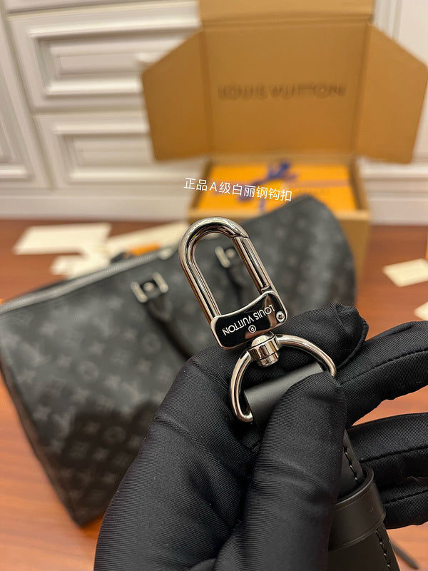 JB - LOV Travel Bags - 218