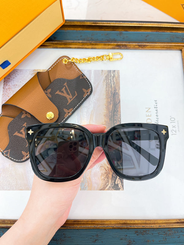 COZY BAGS - LOV Sunglasses - 040