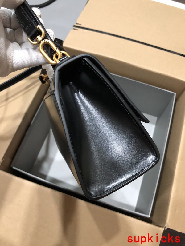 COZY BAGS - BG Hourglass Bags - 051