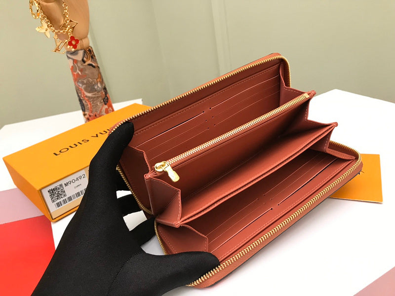 COZY - LOV Wallets - 393
