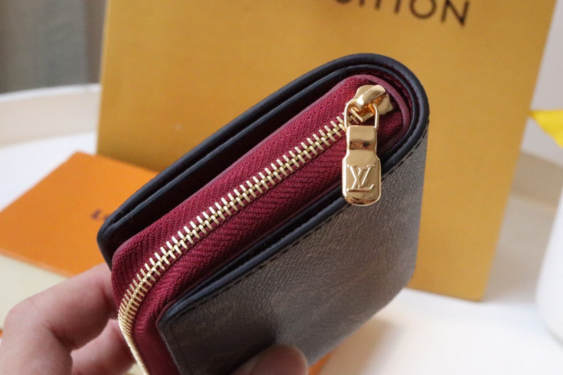 COZY - LOV Wallets - 483