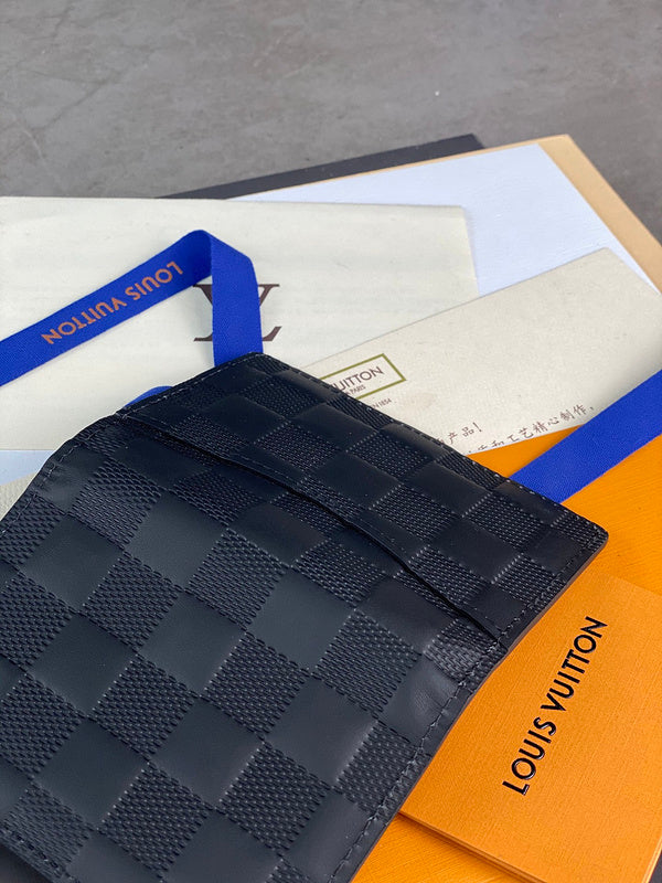 COZY - LOV Wallets - 258
