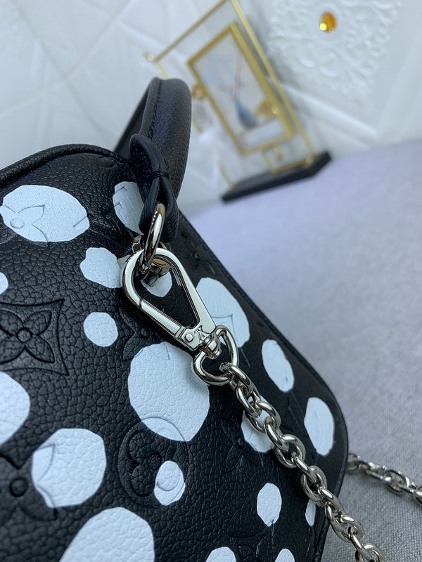 COZY BAGS - GUKI Women Bags - 1528