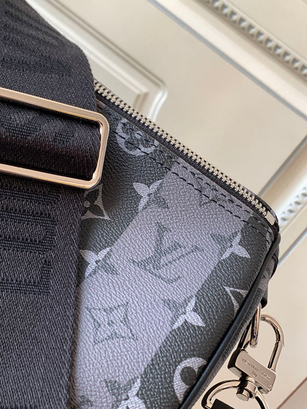 JB - LOV Travel Bags - 151