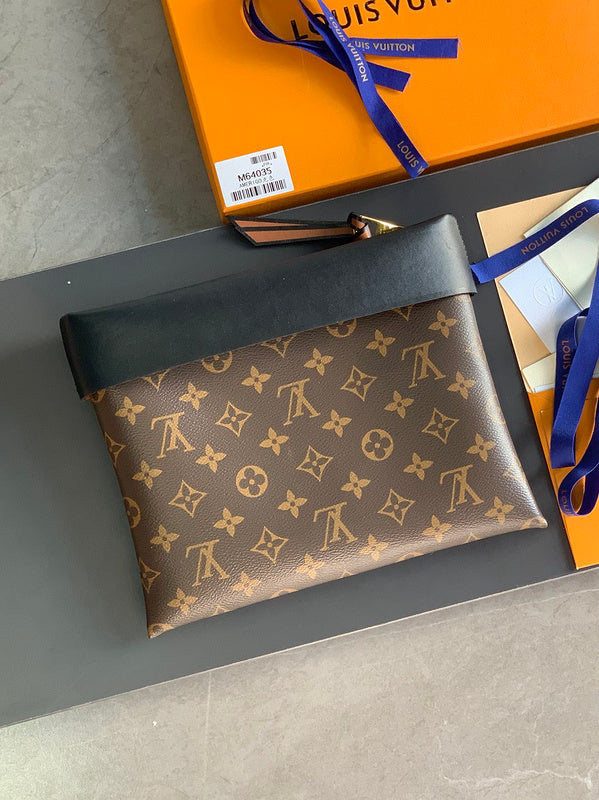 COZY - LOV Wallets - 321