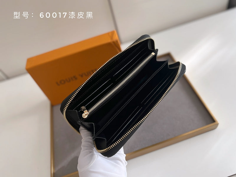 COZY BAGS - LOV Wallets - 693
