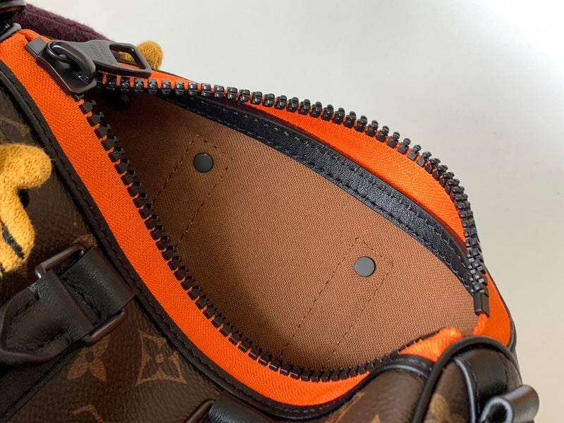 JB - LOV Travel Bags - 172