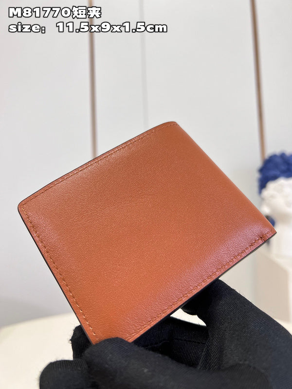 COZY - LOV Wallets - 206
