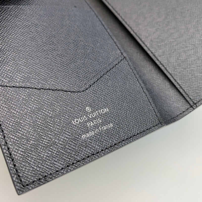 COZY - LOV Wallets - 125