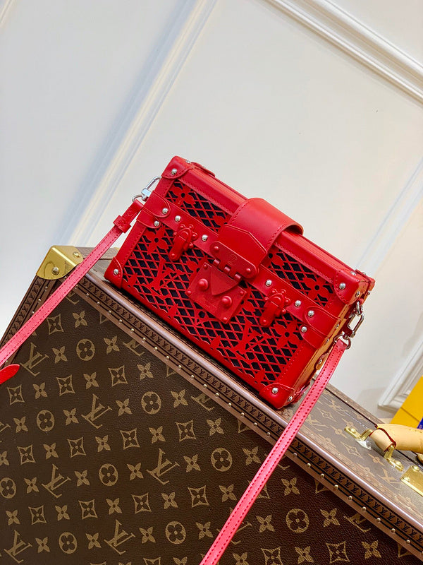 COZY BAGS - LOV Bags - 2012