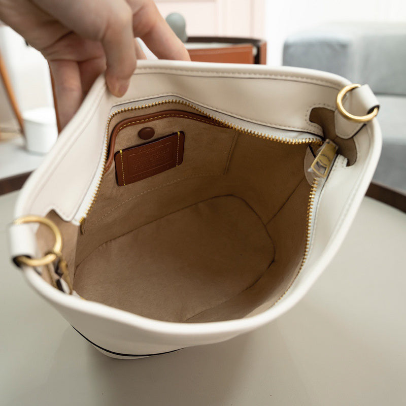 COZY - CAH Bags - 429