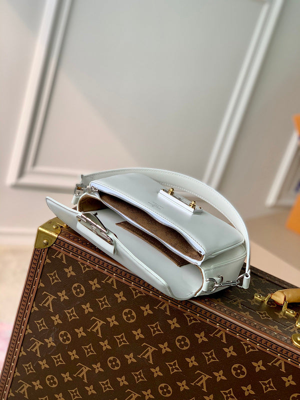 COZY - LV Bags - 2350
