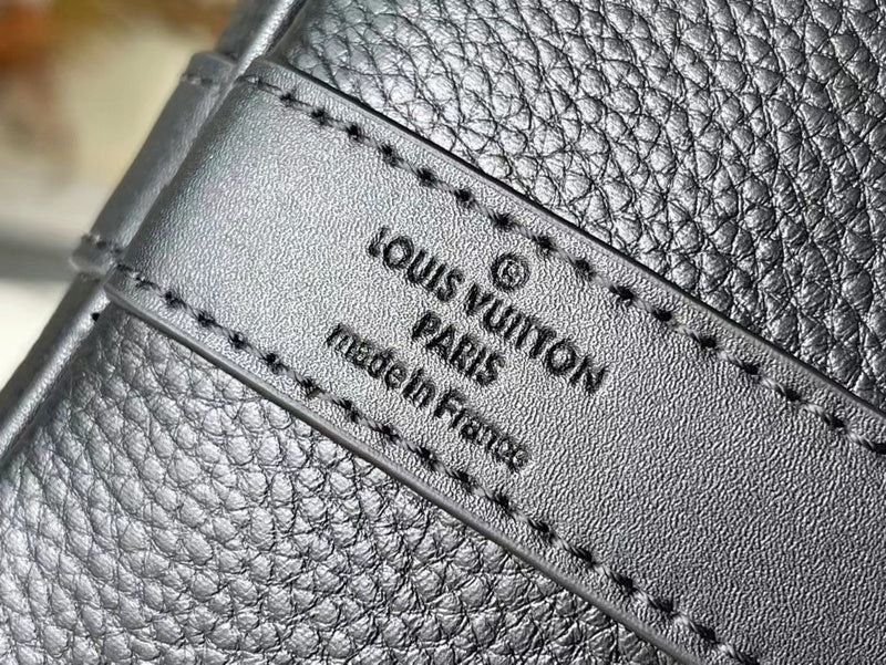 JB - LOV Travel Bags - 203