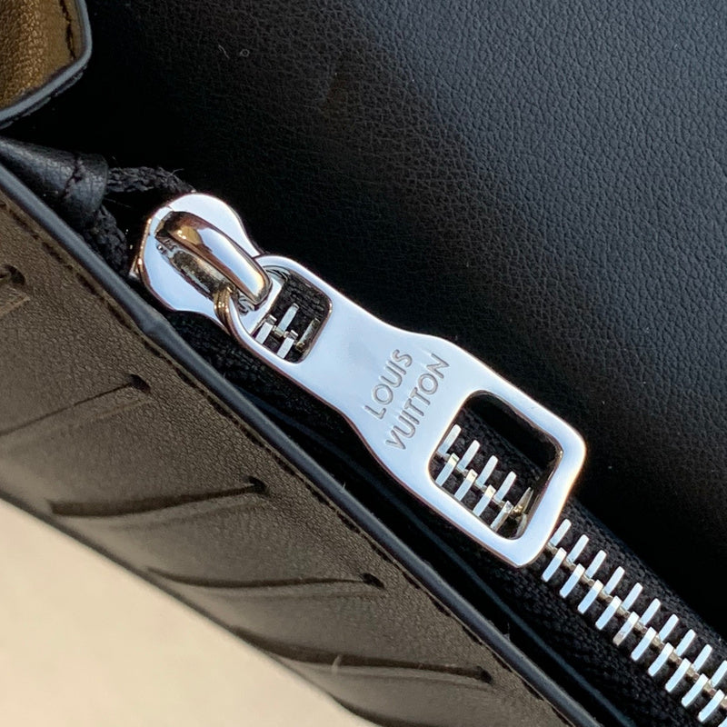 COZY BAGS - LOV Wallets - 646