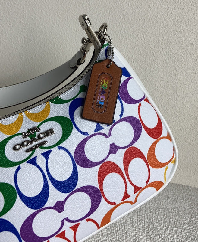 COZY - CAH Bags - 219