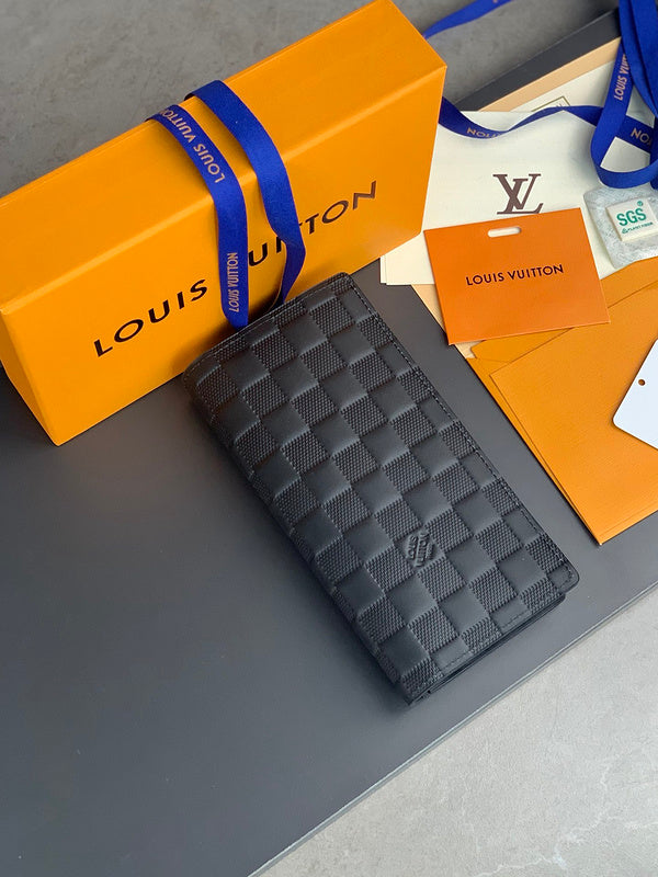 COZY - LOV Wallets - 249