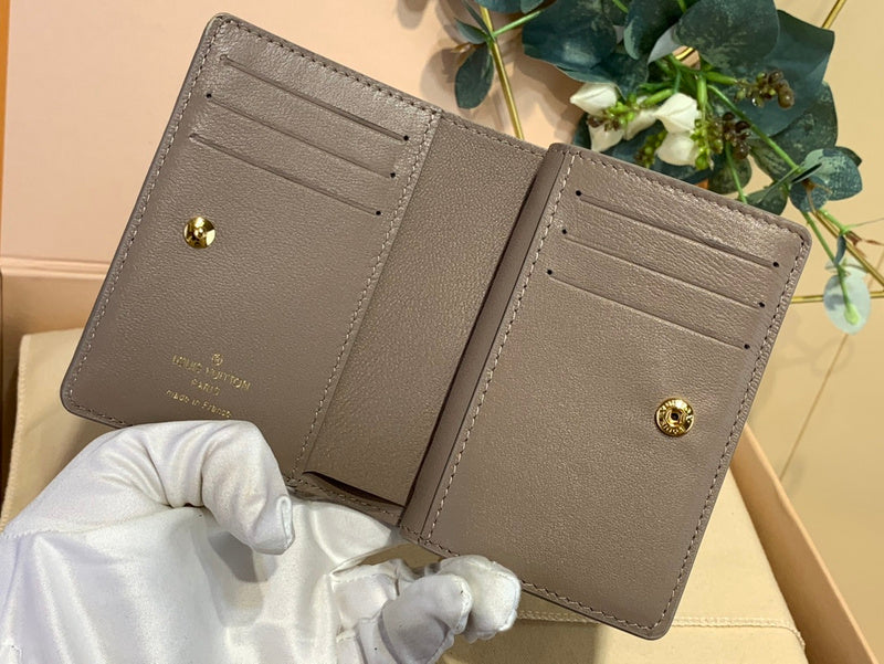 COZY - LOV Wallets - 332