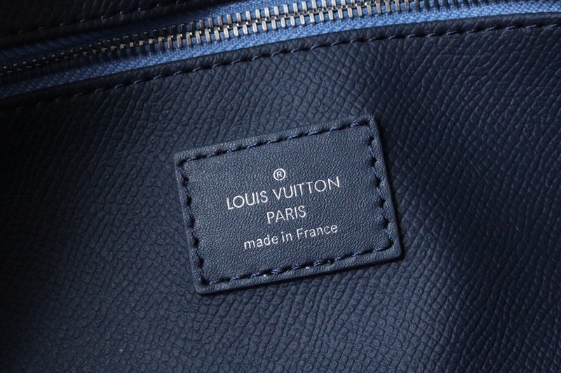 COZY - LOV Wallets - 061