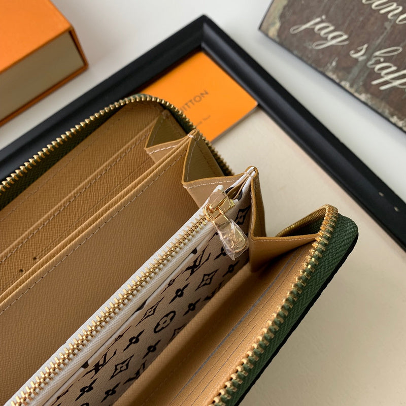 COZY BAGS - LOV Wallets - 870