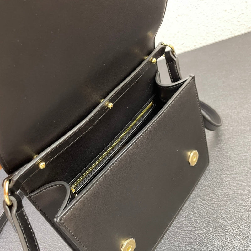 COZY - DAG Bags - 148