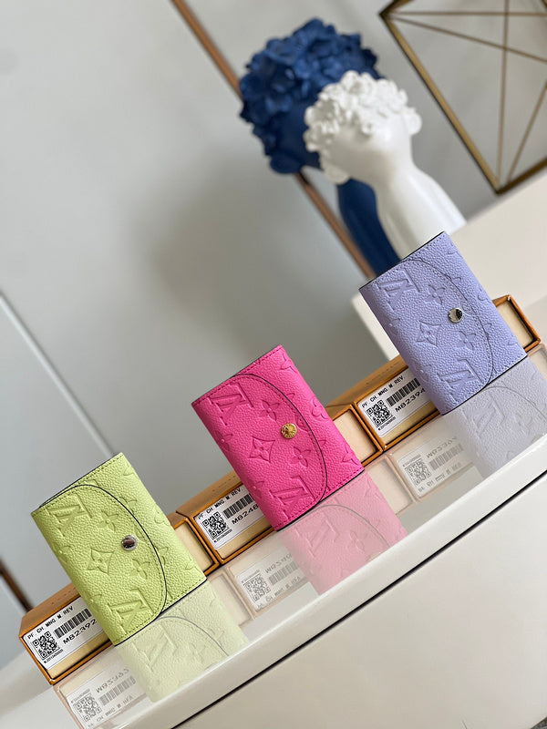 COZY - LOV Wallets - 049