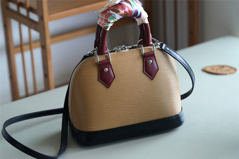 COZY - LOV Lady Bags - 1884