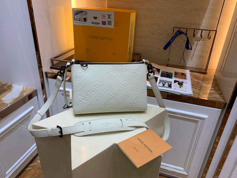 COZY - LV Bags - 4388