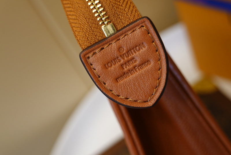 COZY BAGS - LOV Wallets - 234
