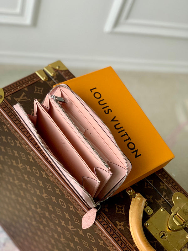 COZY - LOV Wallets - 224
