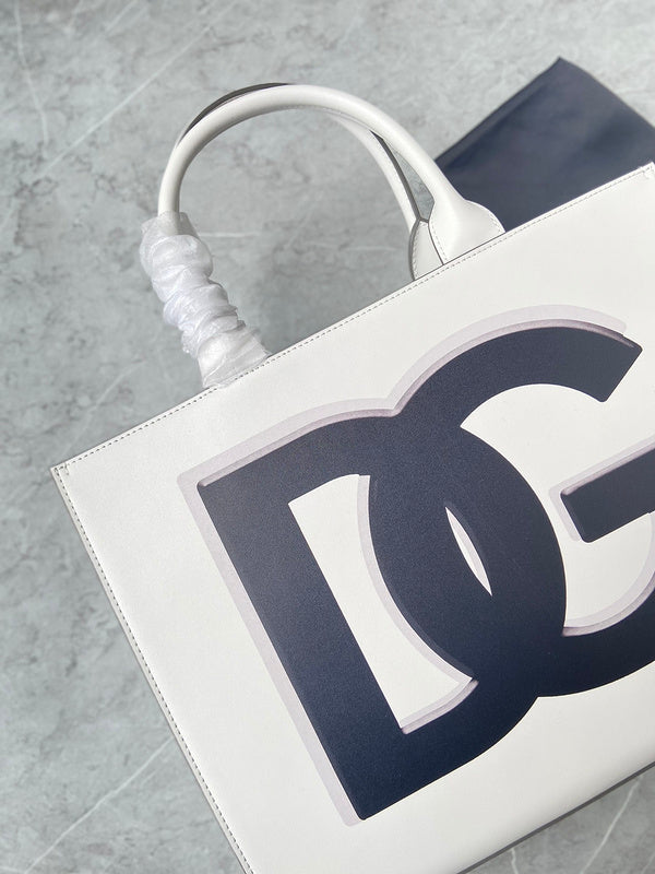COZY - DAG Bags - 137
