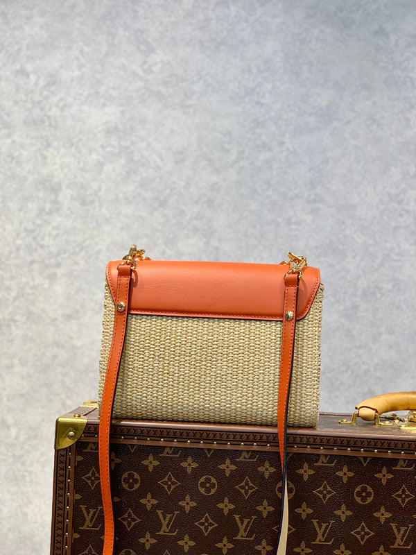 COZY BAGS - LOV Bags - 1966