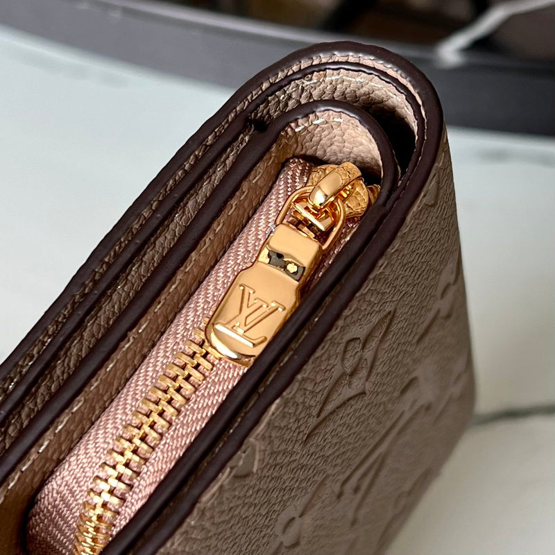 COZY - LOV Wallets - 425