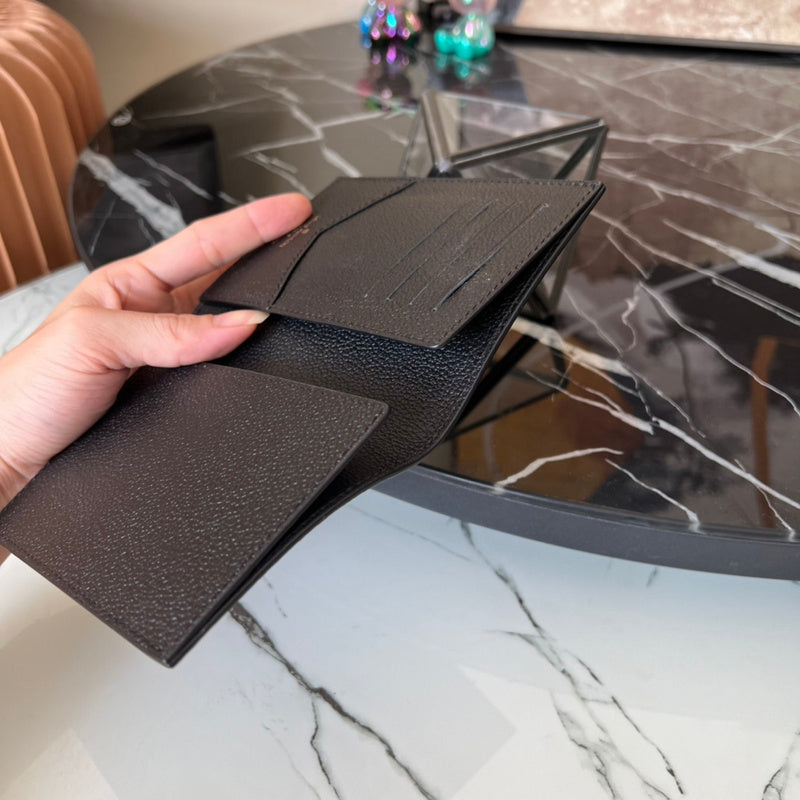 COZY - LOV Wallets - 440