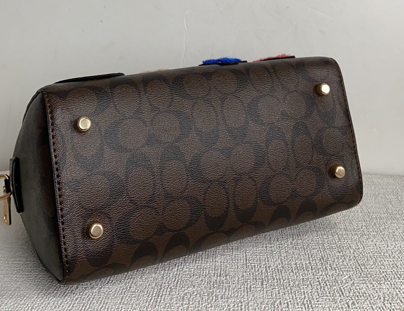 COZY - CAH Bags - 230