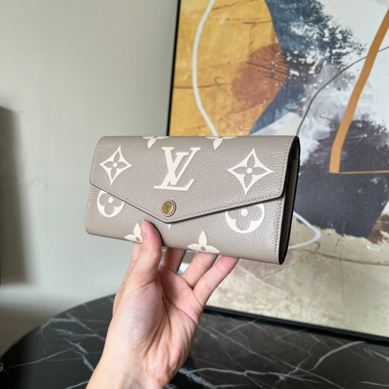COZY - LOV Wallets - 128