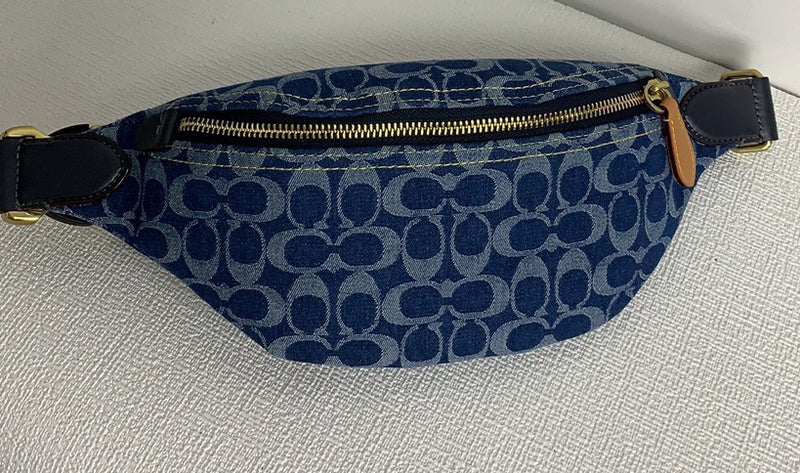 COZY - CAH Bags - 445