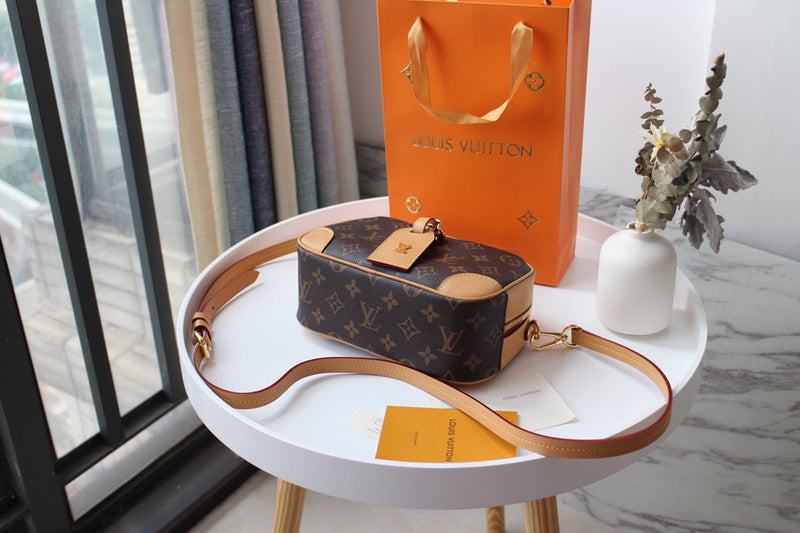 COZY - LV Bags - 4764