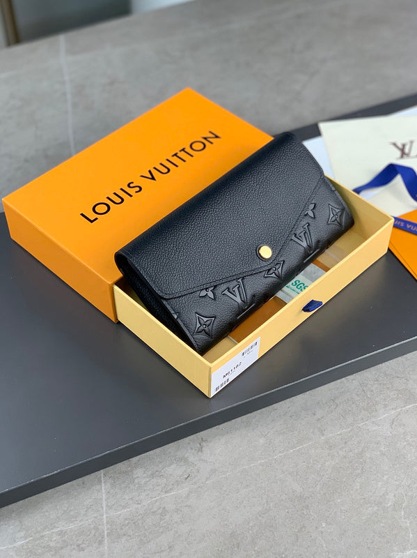 COZY - LOV Wallets - 257
