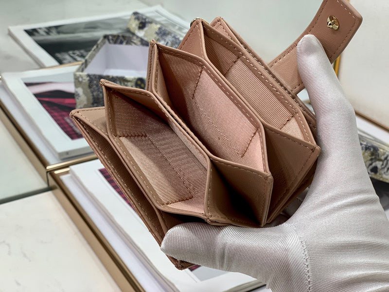 JB - DOR Wallets - 076