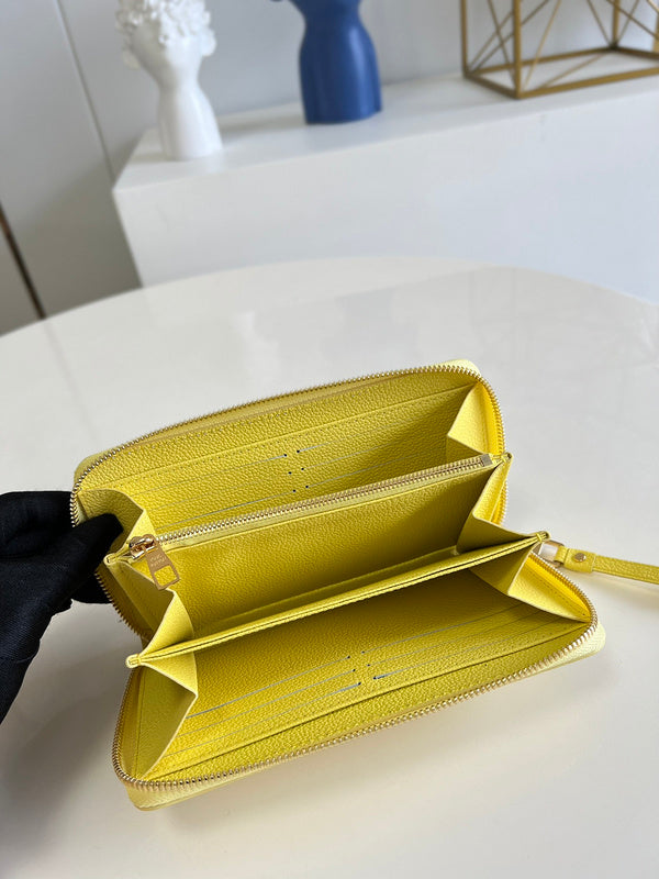 COZY BAGS - LOV Wallets - 572