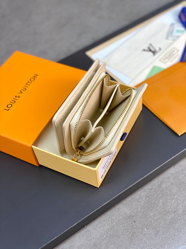 COZY - LOV Wallets - 034