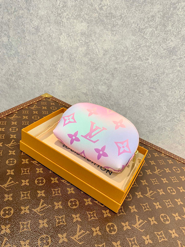 COZY - LV Bags - 1962