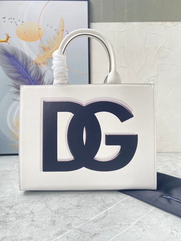 COZY - DAG Bags - 137