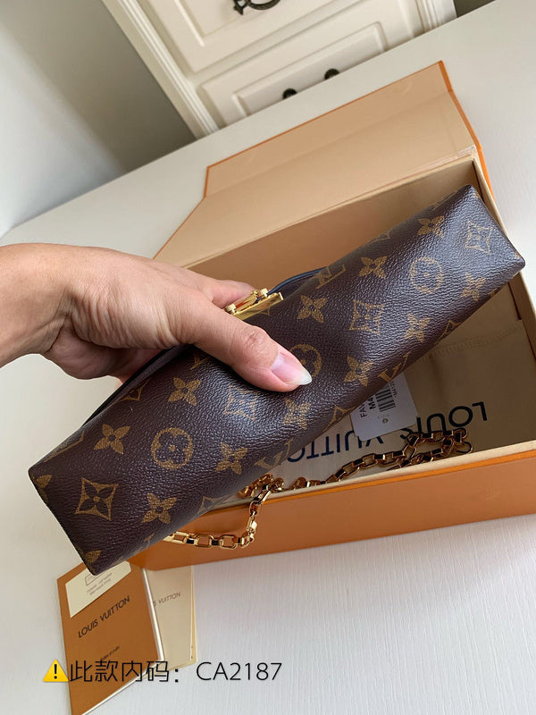 COZY - LV Bags - 5157